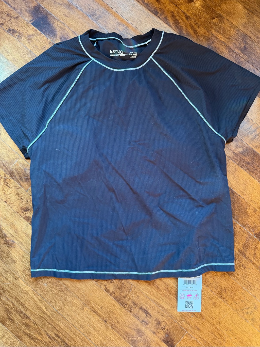 Nwt Seniq Oasis Black Short Sleeve Tee — image 2 of 5